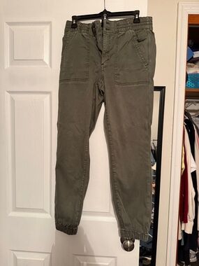 Women’s American Eagle joggers